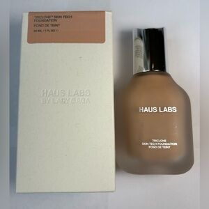NWT🌷#280 - Haus Labs Triclone Skin Tech Medium Coverage Foundation
